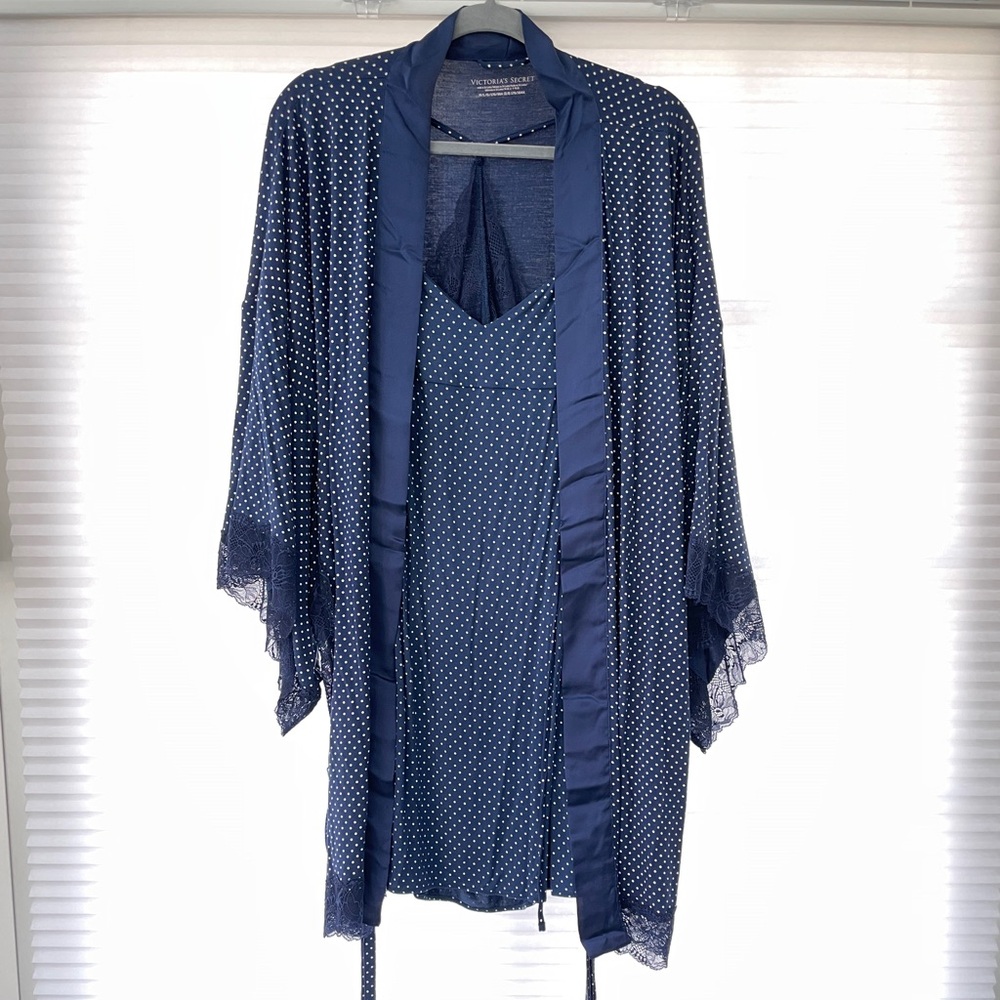 NWT Victoria’s Secret sleep set 💙